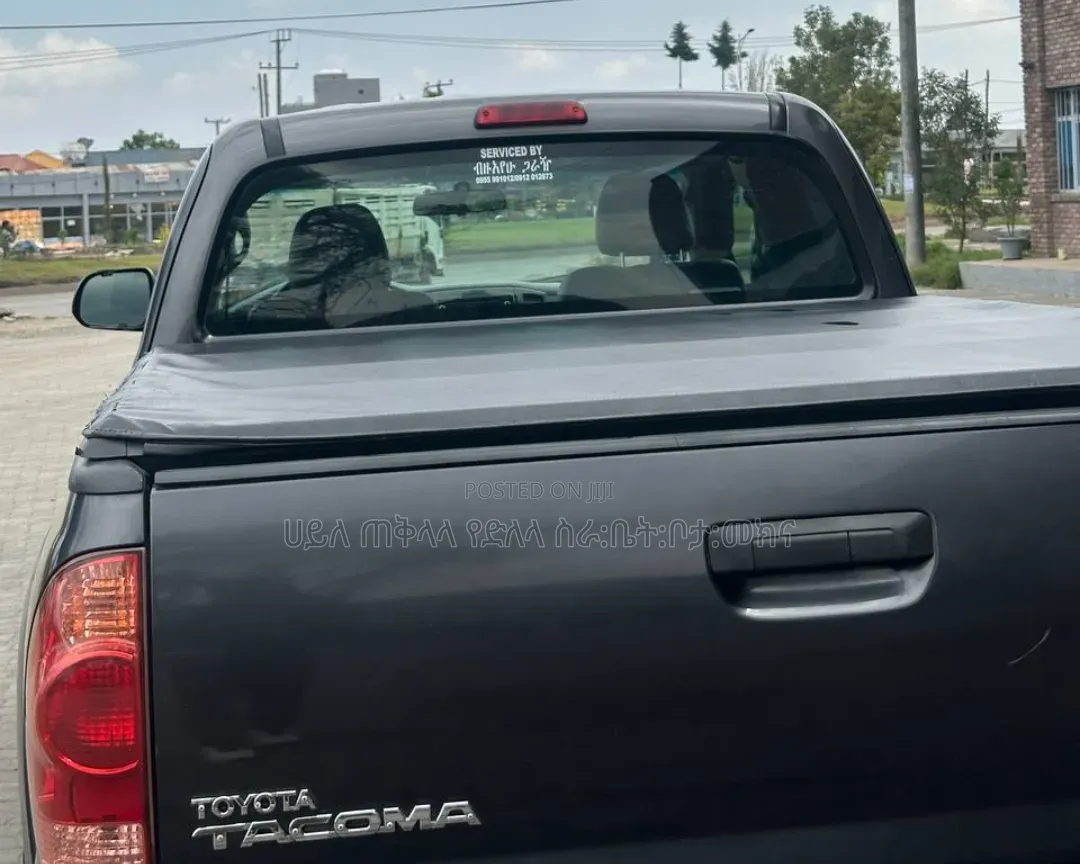 Toyota Tacoma 2014 Gray