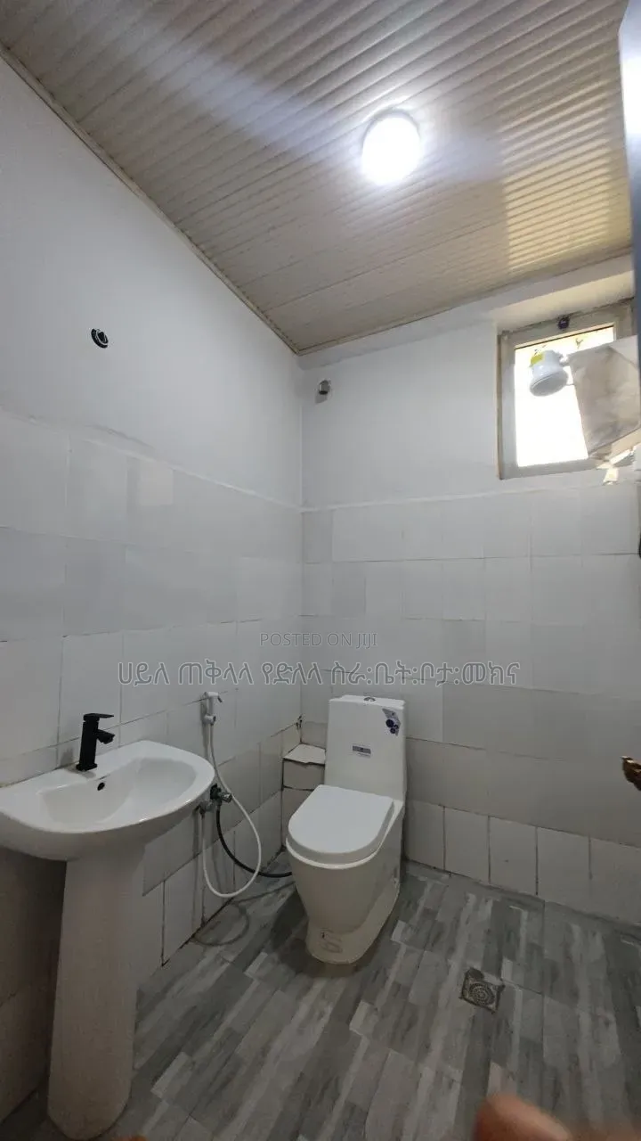 Furnished 2bdrm Condo in Ayat 49, Yeka for sale