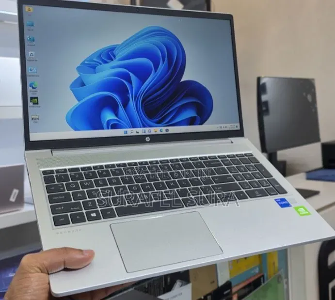 New Laptop HP ProBook 450 G8 16GB Intel Core i7 SSD 512GB