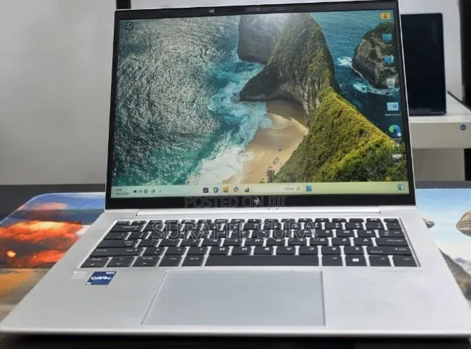 New Laptop HP EliteBook 840 G9 16GB Intel Core i7 SSD 512GB