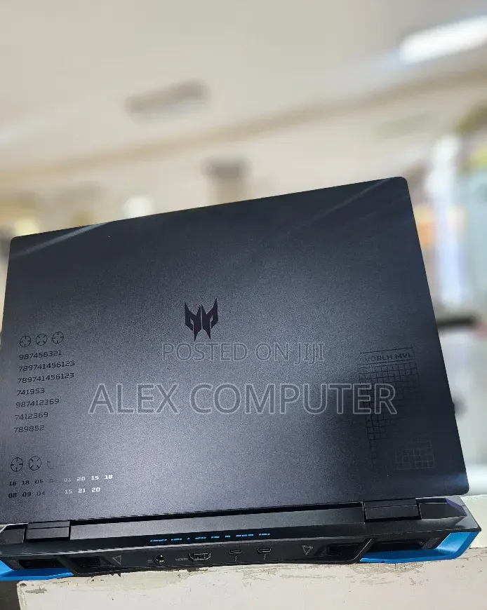 New Laptop Acer Predator Helios 300 16GB Intel Core i9 SSD 1T