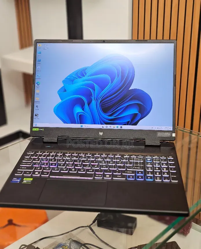 New Laptop Acer Predator Helios 300 16GB Intel Core i9 SSD 1T