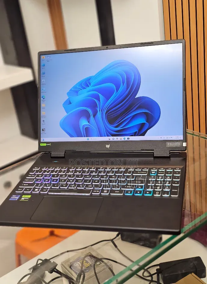 New Laptop Acer Predator Helios 300 16GB Intel Core i9 SSD 1T