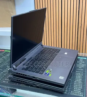 New Laptop Asus ROG Strix G16 G614 16GB Intel Core i9 SSD 1T