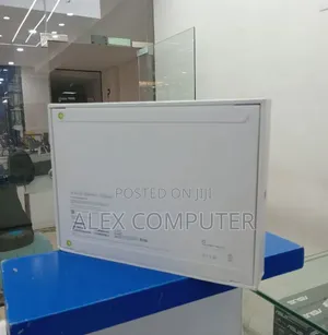 New Laptop Apple MacBook Pro 2026 M5 Max 36GB Apple M5 SSD 2T