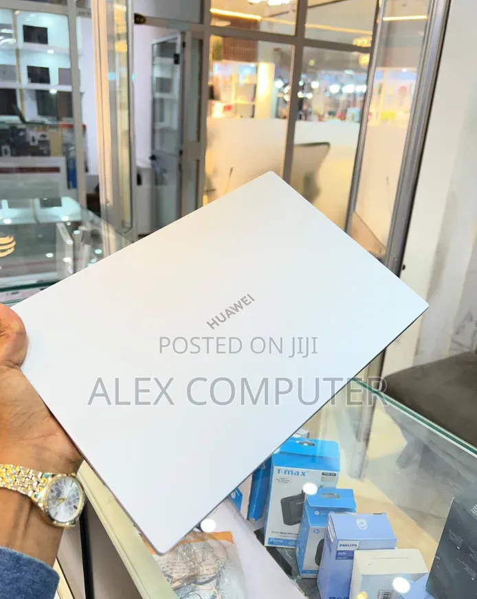 New Laptop Huawei 16GB Intel Core i7 SSD 512GB