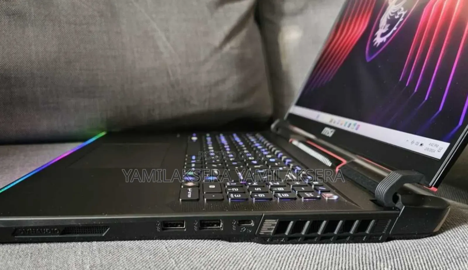 New Laptop MSI Raider GE68HX 13VI-202US 32GB Intel Core i7 SSD 1T