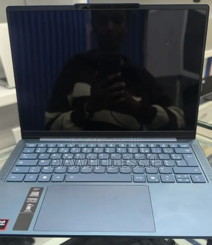 New Laptop Lenovo 32GB AMD Ryzen 7 SSD 1T