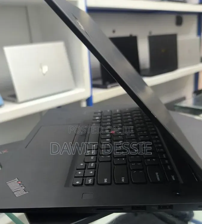 New Laptop Lenovo ThinkPad X1 Carbon 16GB Intel Core i7 SSD 512GB