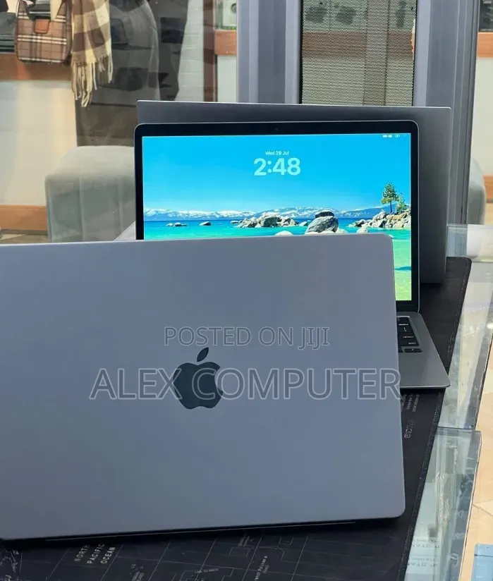 New Laptop Apple MacBook Pro 2021 M1 16GB Apple M1 Pro SSD 512GB