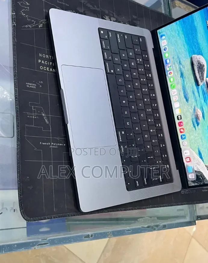 New Laptop Apple MacBook Pro 2021 M1 16GB Apple M1 Pro SSD 512GB