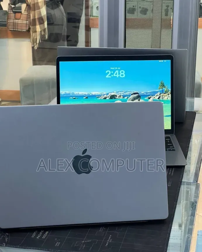 New Laptop Apple MacBook Pro 2021 M1 16GB Apple M1 Pro SSD 512GB