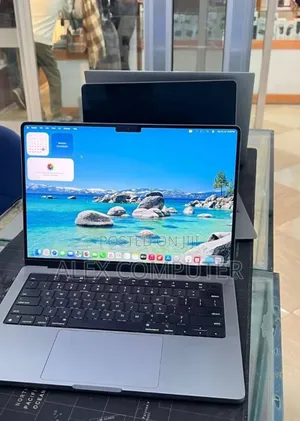 New Laptop Apple MacBook Pro 2021 M1 16GB Apple M1 Pro SSD 512GB