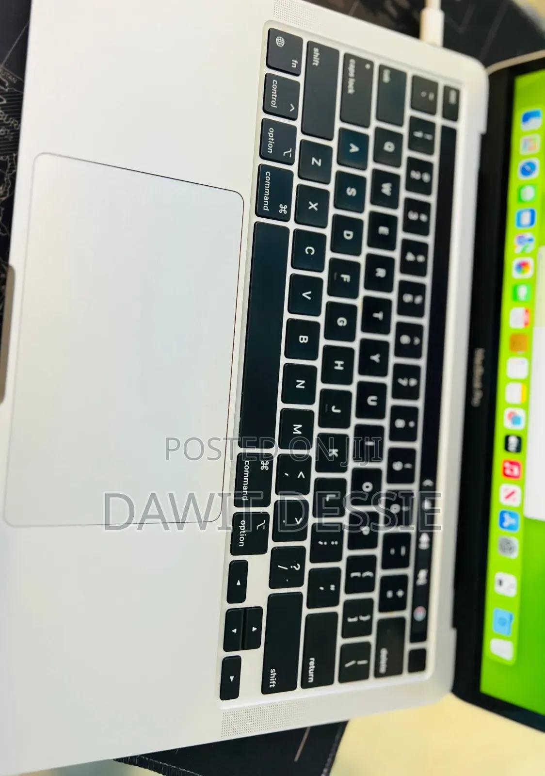 New Laptop Apple MacBook Pro 2021 M1 16GB Apple M1 SSD 256GB