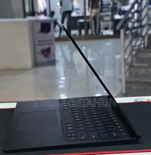 New Laptop Microsoft Surface Laptop 3 8GB Intel Core i5 SSD 256GB