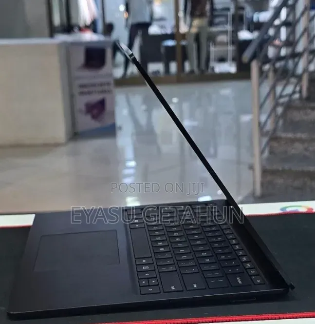 New Laptop Microsoft Surface Laptop 3 8GB Intel Core i5 SSD 256GB