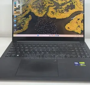 New Laptop Asus VivoBook 15 X505BA 16GB Intel Core Ultra 9 SSD 512GB