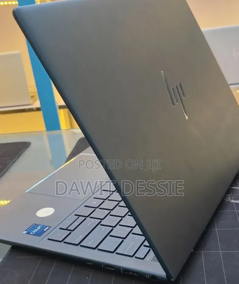 New Laptop HP 16GB Intel Core i7 SSD 512GB