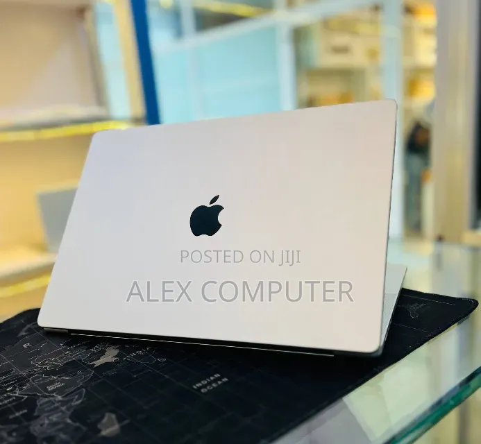 New Laptop Apple MacBook Pro 2021 M1 Max 32GB Apple M1 Max SSD 1T
