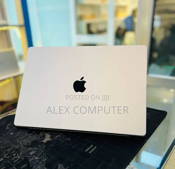 New Laptop Apple MacBook Pro 2021 M1 Max 32GB Apple M1 Max SSD 1T