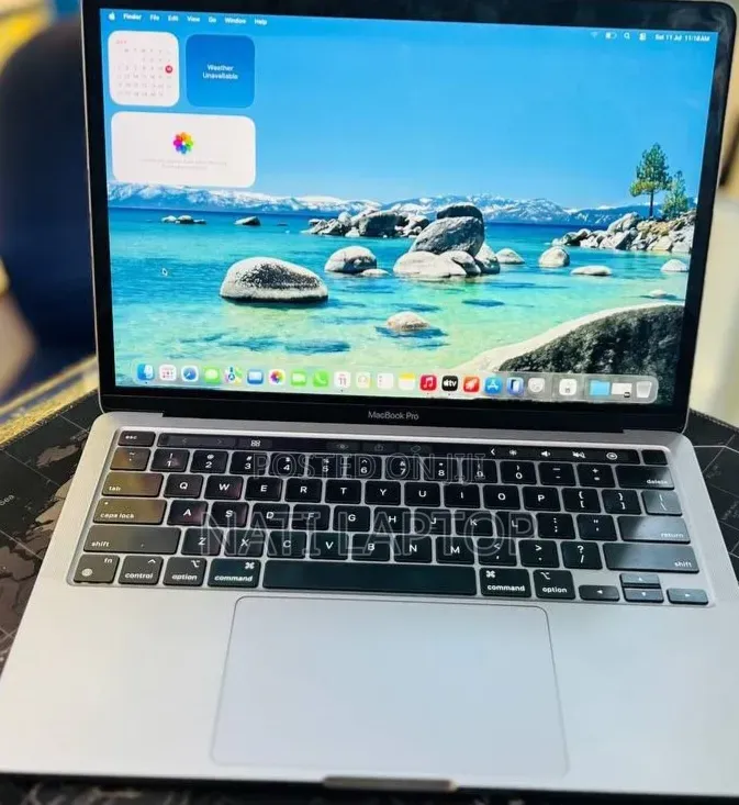 New Laptop Apple MacBook Pro 2022 M2 8GB Apple M2 SSD 512GB