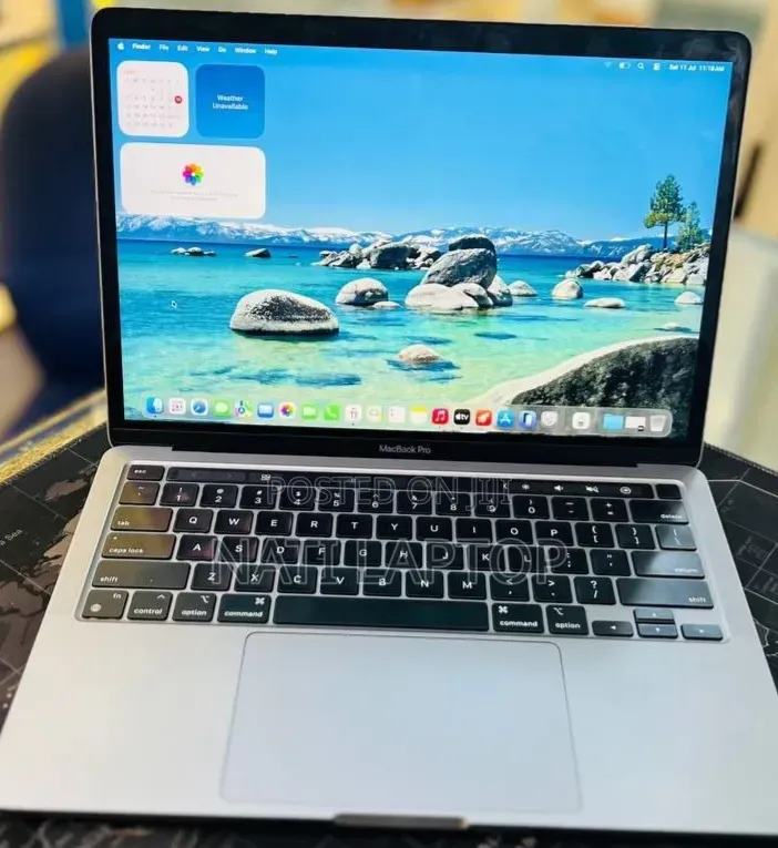 New Laptop Apple MacBook Pro 2022 M2 8GB Apple M2 SSD 512GB