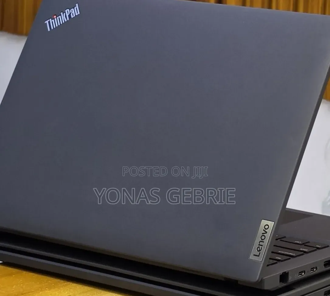 New Laptop Lenovo ThinkPad T14 16GB Intel Core i7 SSD 512GB