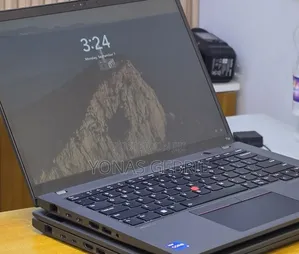 New Laptop Lenovo ThinkPad T14 G4 16GB Intel Core i7 SSD 512GB