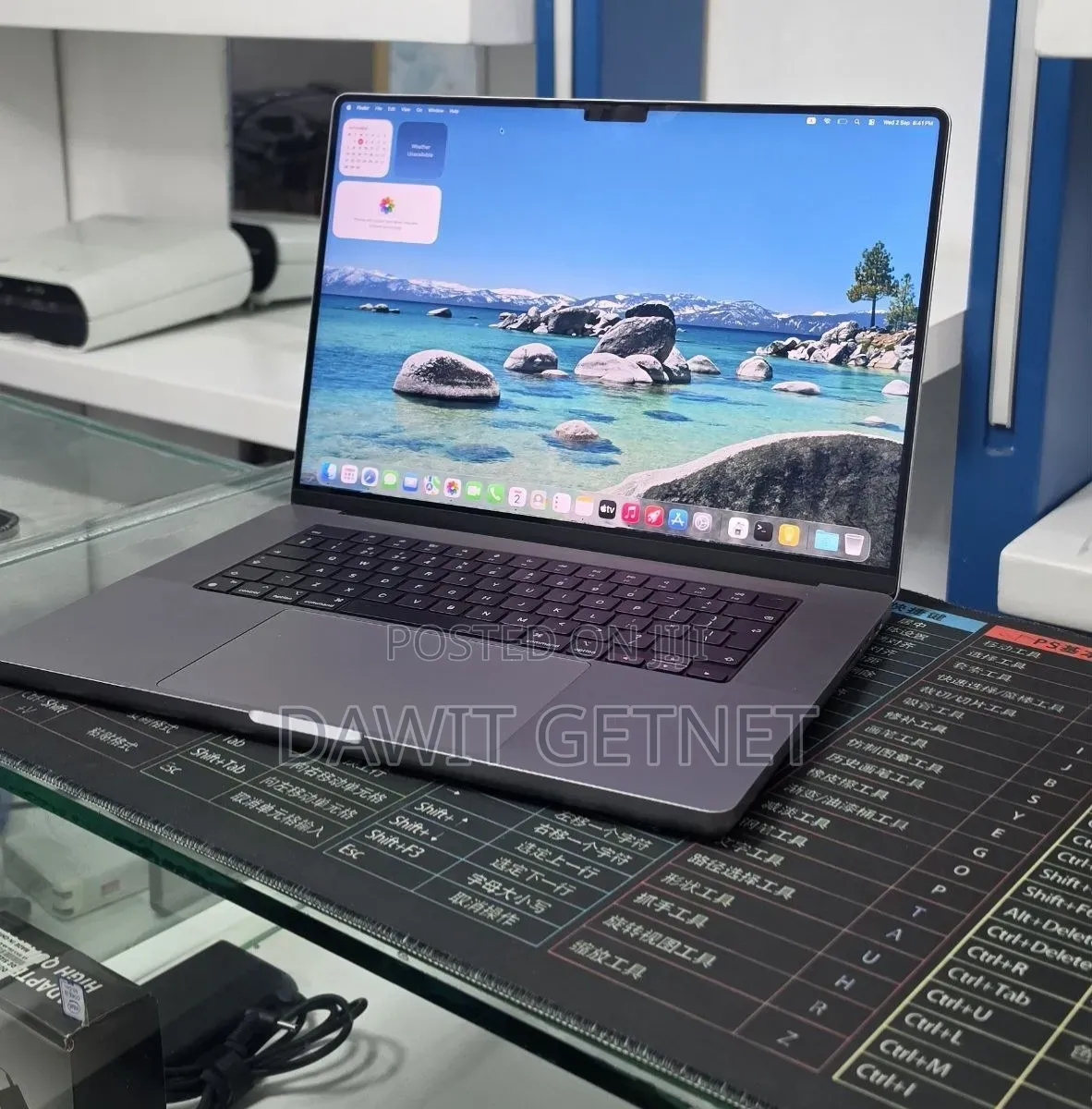 New Laptop Apple MacBook Pro 2021 M1 32GB Apple M1 SSD 512GB