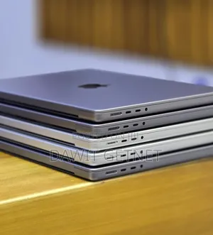 New Laptop Apple MacBook Pro 2021 M1 16GB Apple M1 SSD 1T