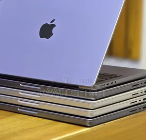 New Laptop Apple MacBook Pro 2021 M1 16GB Apple M1 SSD 1T
