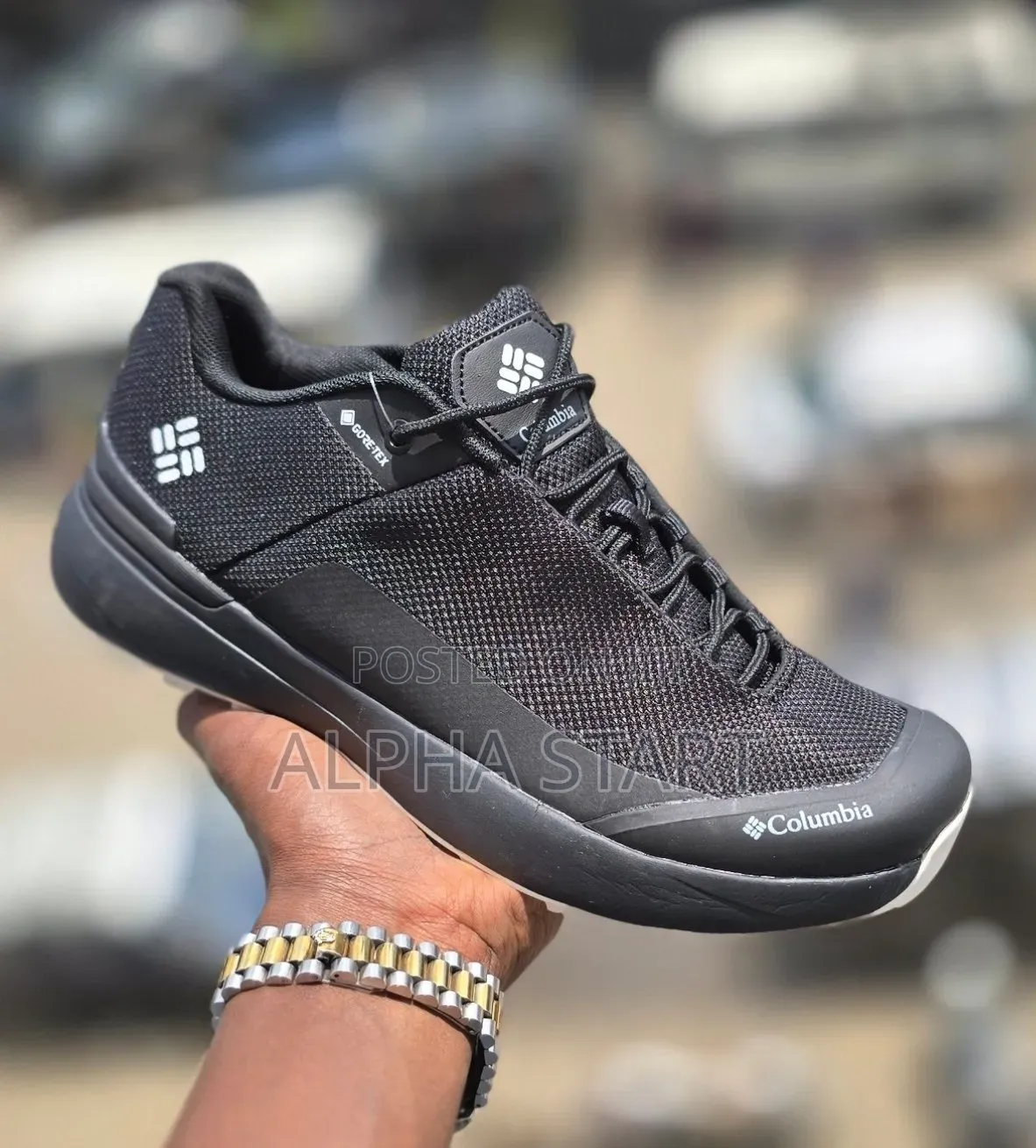 Colombia Water Proof Sneakers for Hiking Shoes Made in Vietnam
