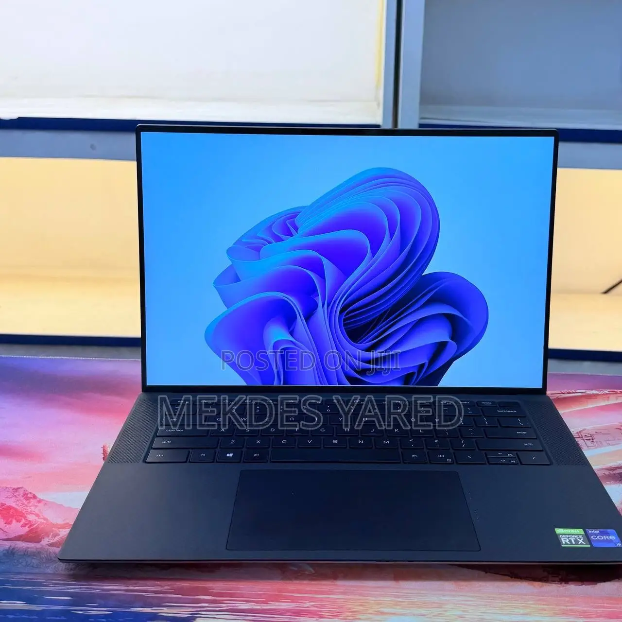 New Laptop Dell Precision 5560 16GB Intel Core i9 SSD 512GB