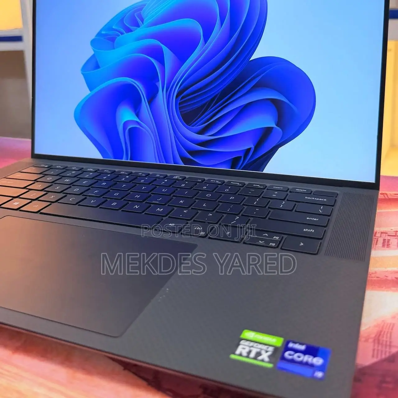 New Laptop Dell Precision 5560 16GB Intel Core i9 SSD 512GB