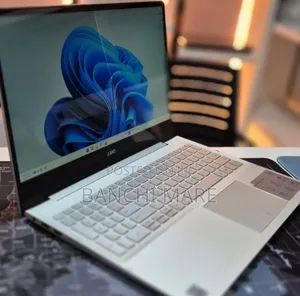 New Laptop Dell Inspiron 15 16GB Intel Core i5 SSD 256GB