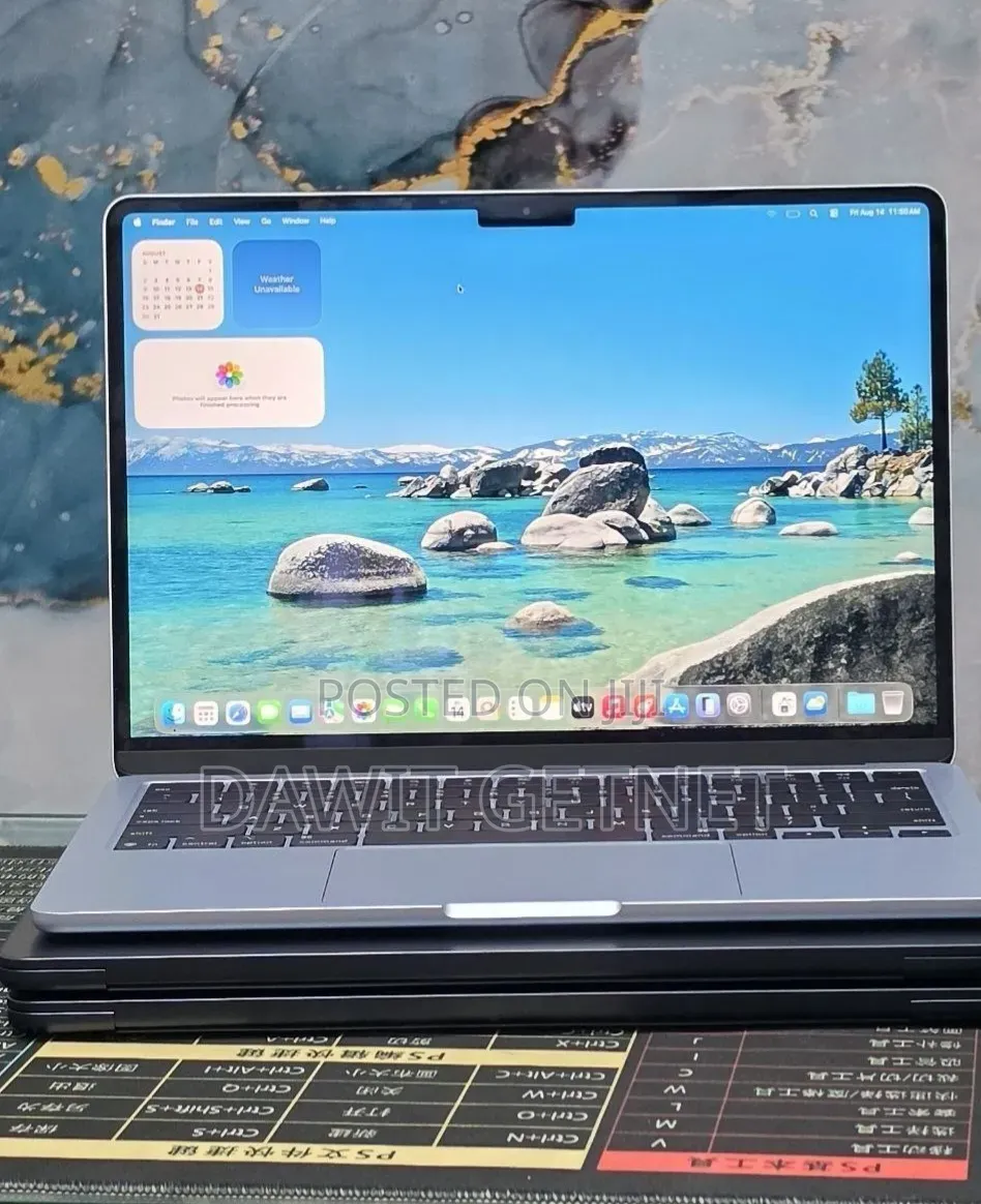 New Laptop Apple MacBook Air 2025 M4 16GB Apple M4 SSD 256GB