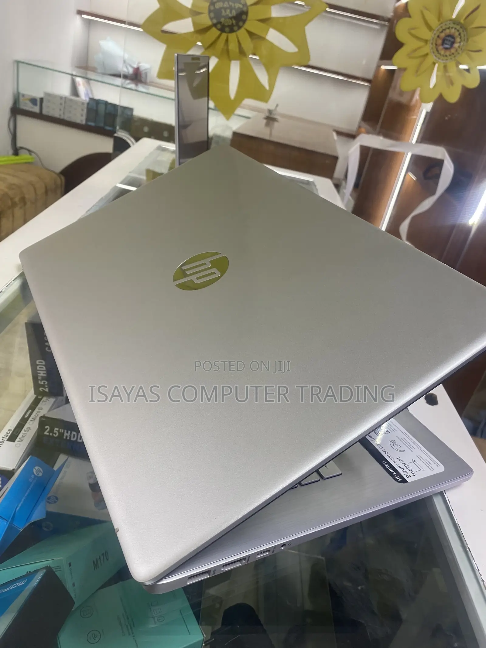 New Laptop HP Stream Notebook 12GB Intel Core i5 HDD 1T