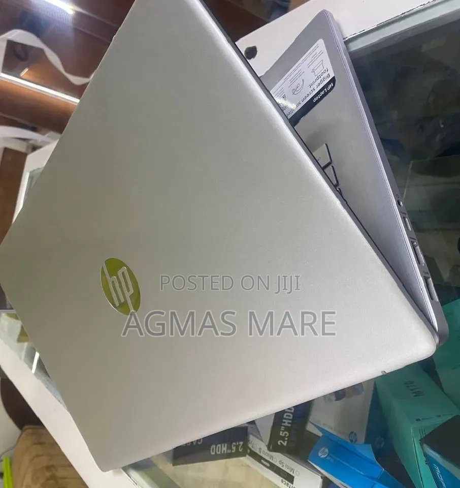 New Laptop HP Stream Notebook 12GB Intel Core i5 HDD 1T