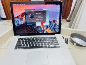 Laptop Apple MacBook 2012 8GB Intel Core i7 HDD 750GB