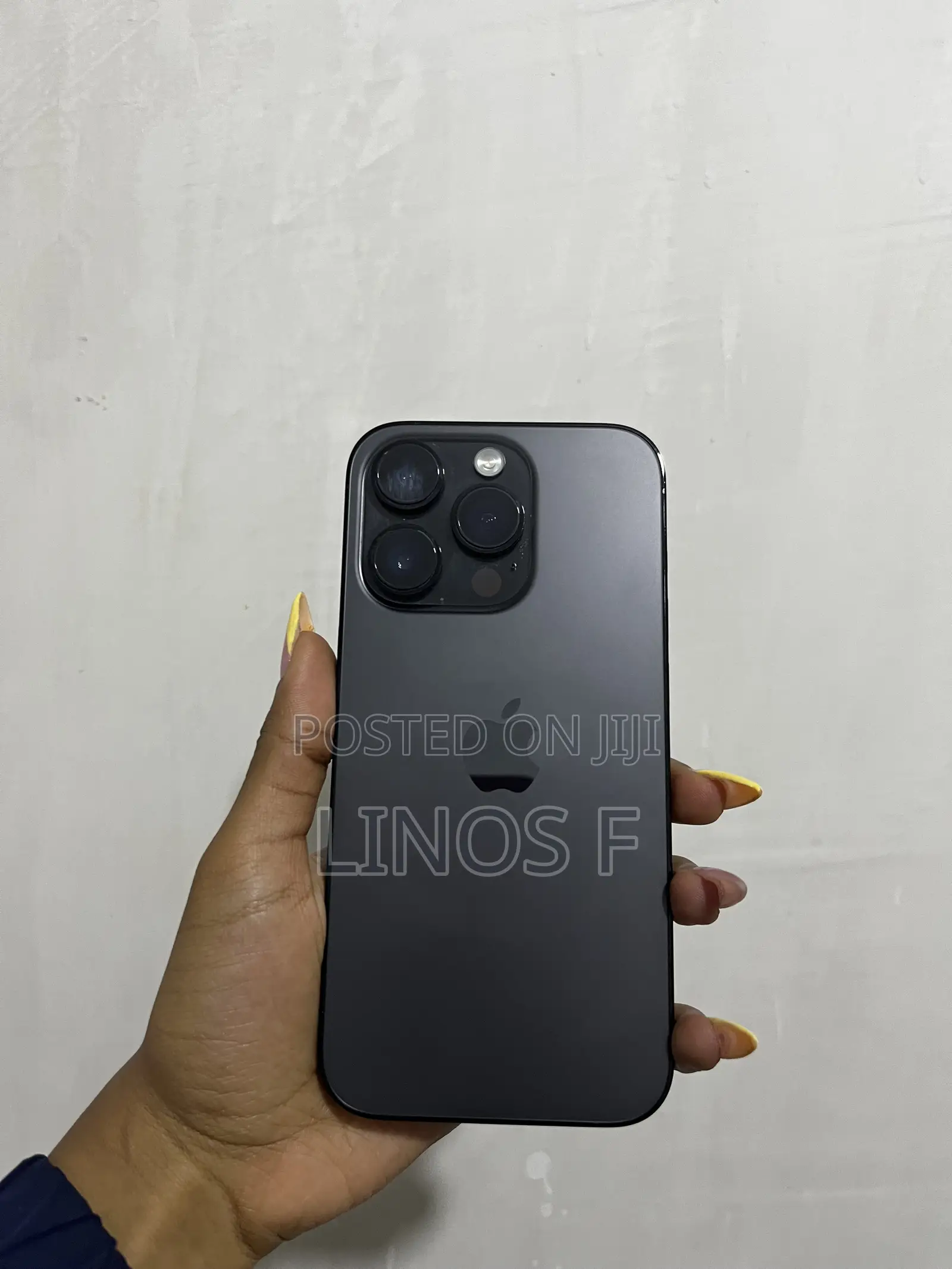 Apple iPhone 16 Pro 1 TB Black