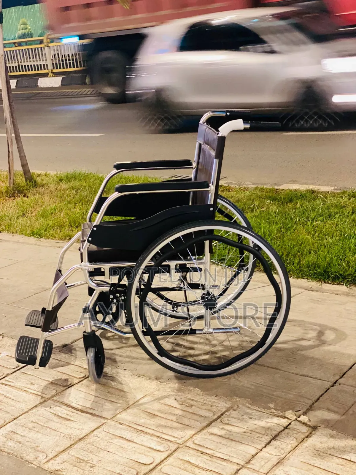 Folding Manual Wheelchair — ተጣጣፊ ማንዋል ዊልቸር