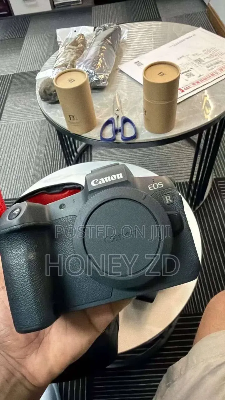 Canon Eos R