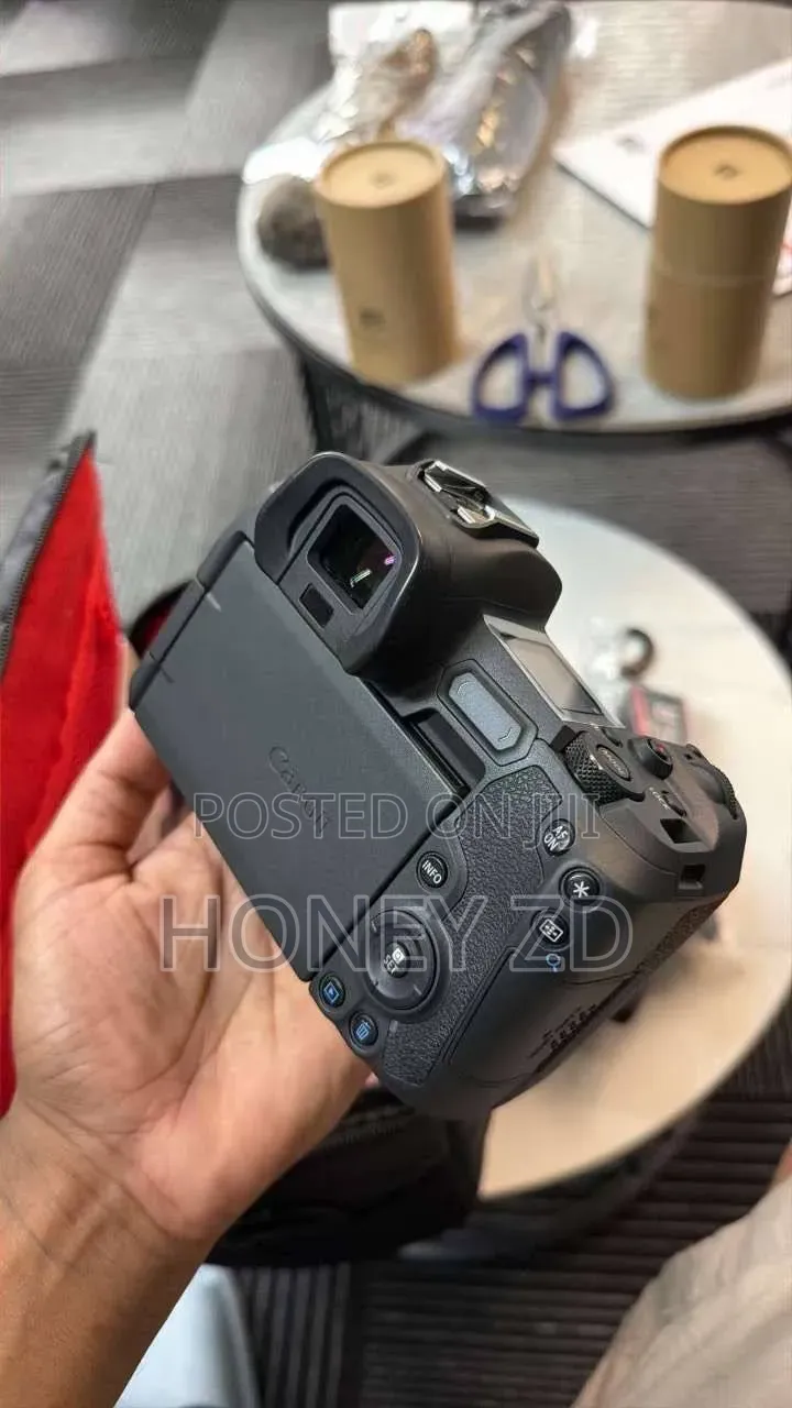 Canon Eos R