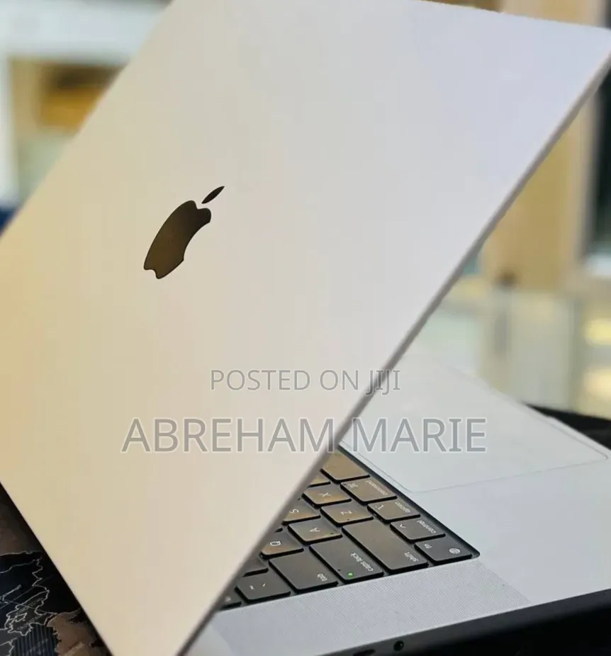 New Laptop Apple MacBook Pro 2021 M1 32GB Apple M1 Max SSD 1T