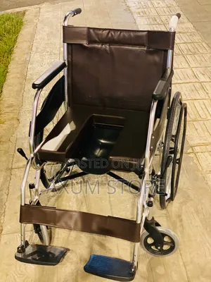 . Portable Commode Wheelchair
 ተንቀሳቃሽ ኮሞድ ዊልቸር