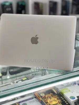 Laptop Apple MacBook Pro 2017 8GB Intel Core i7 SSD 256GB