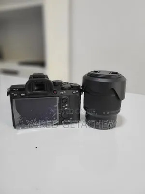 Sony Alpha 7III With 28-70mm Kit Lens