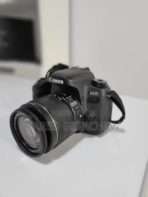 Canon 77D With 18-135mm Lens