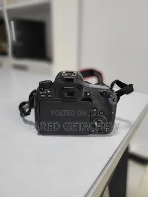 Canon 77D With 18-135mm Lens