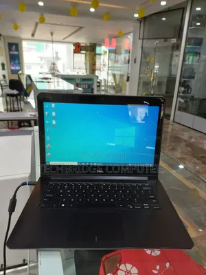 Laptop Dell Inspiron 15 5570 8GB Intel Core i5 HDD 1T